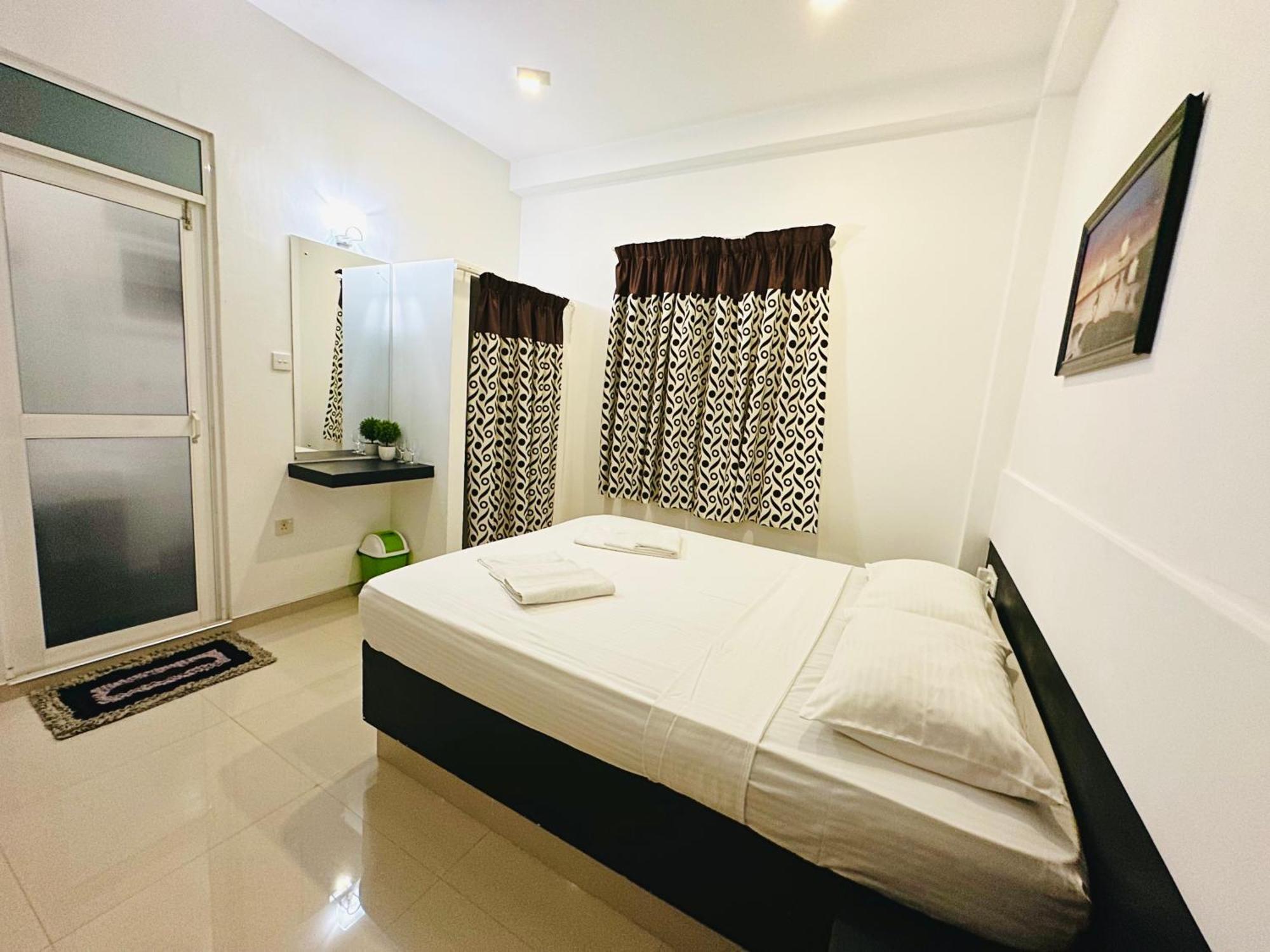 Jungle Fence Bed & Breakfast เบนโตตา ภายนอก รูปภาพ